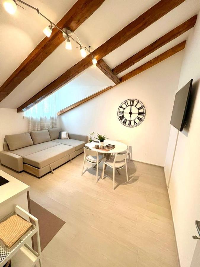 Perfect Stay Apartments Trieste Bagian luar foto